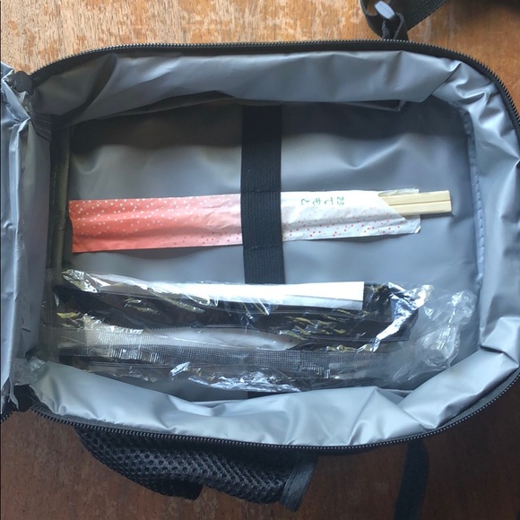 Lunch Box - Picture 3 of 5